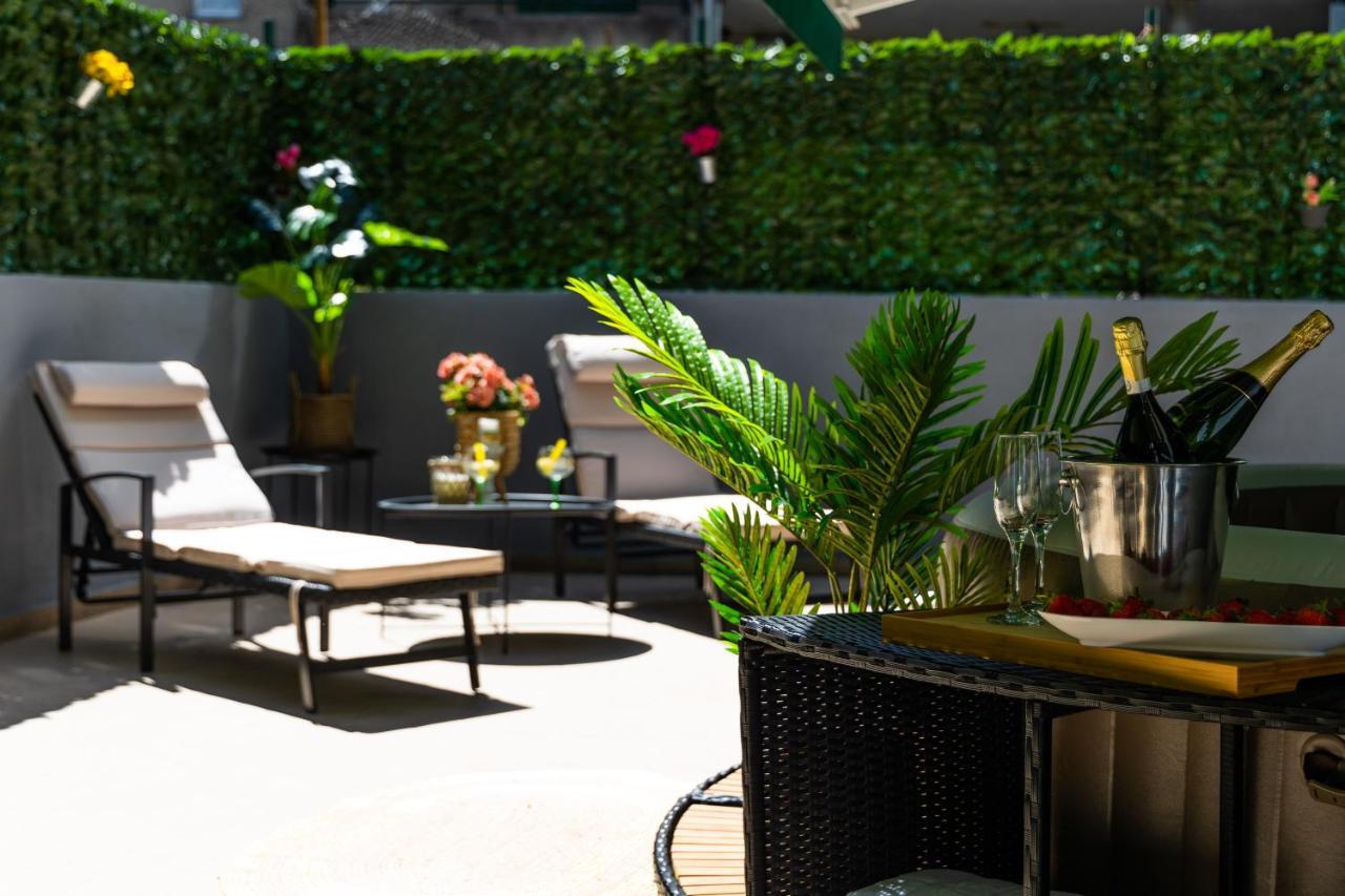 Oasis Luxury Apartment With Terrarce And Jacuzzi Split Eksteriør bilde