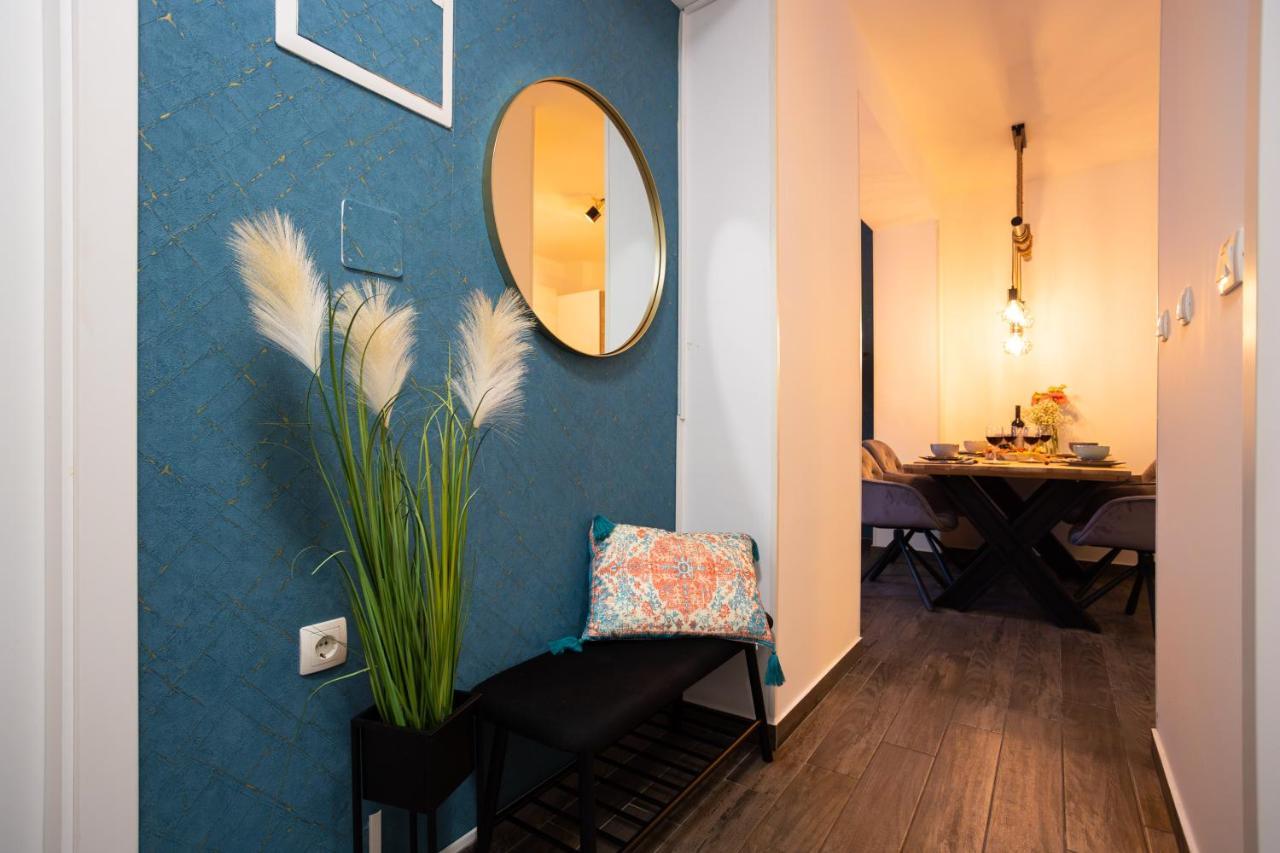 Oasis Luxury Apartment With Terrarce And Jacuzzi Split Eksteriør bilde