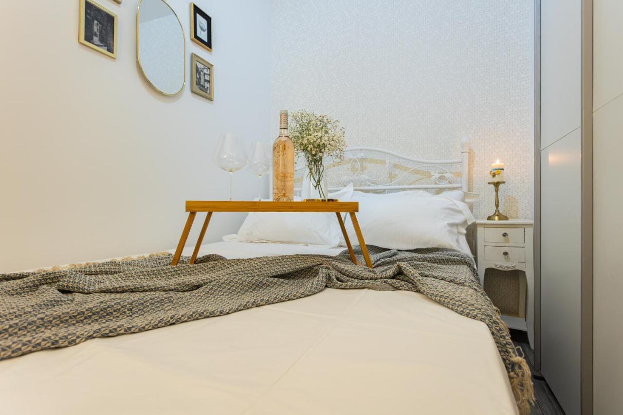 Oasis Luxury Apartment With Terrarce And Jacuzzi Split Eksteriør bilde