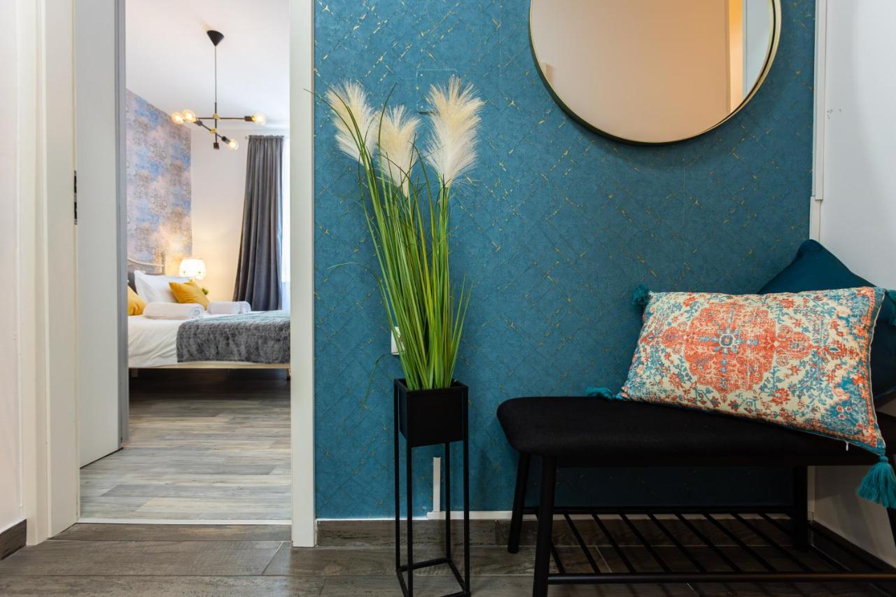 Oasis Luxury Apartment With Terrarce And Jacuzzi Split Eksteriør bilde