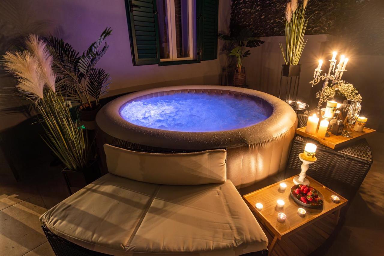 Oasis Luxury Apartment With Terrarce And Jacuzzi Split Eksteriør bilde