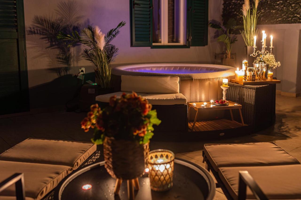 Oasis Luxury Apartment With Terrarce And Jacuzzi Split Eksteriør bilde